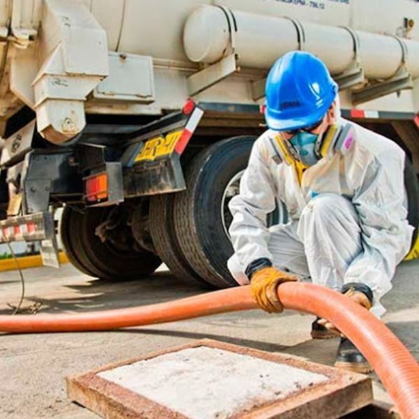 SIINAM SAC - Succión y Limpieza de Pozos Sépticos