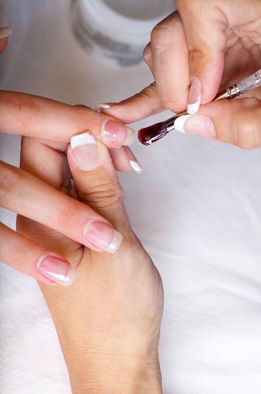 BONVIVANTE NAIL DESIGNER