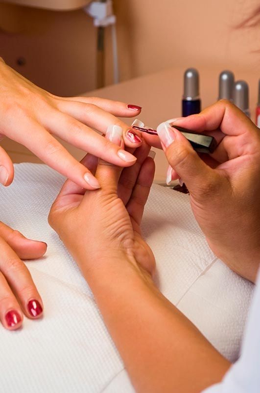 BONVIVANTE NAIL DESIGNER