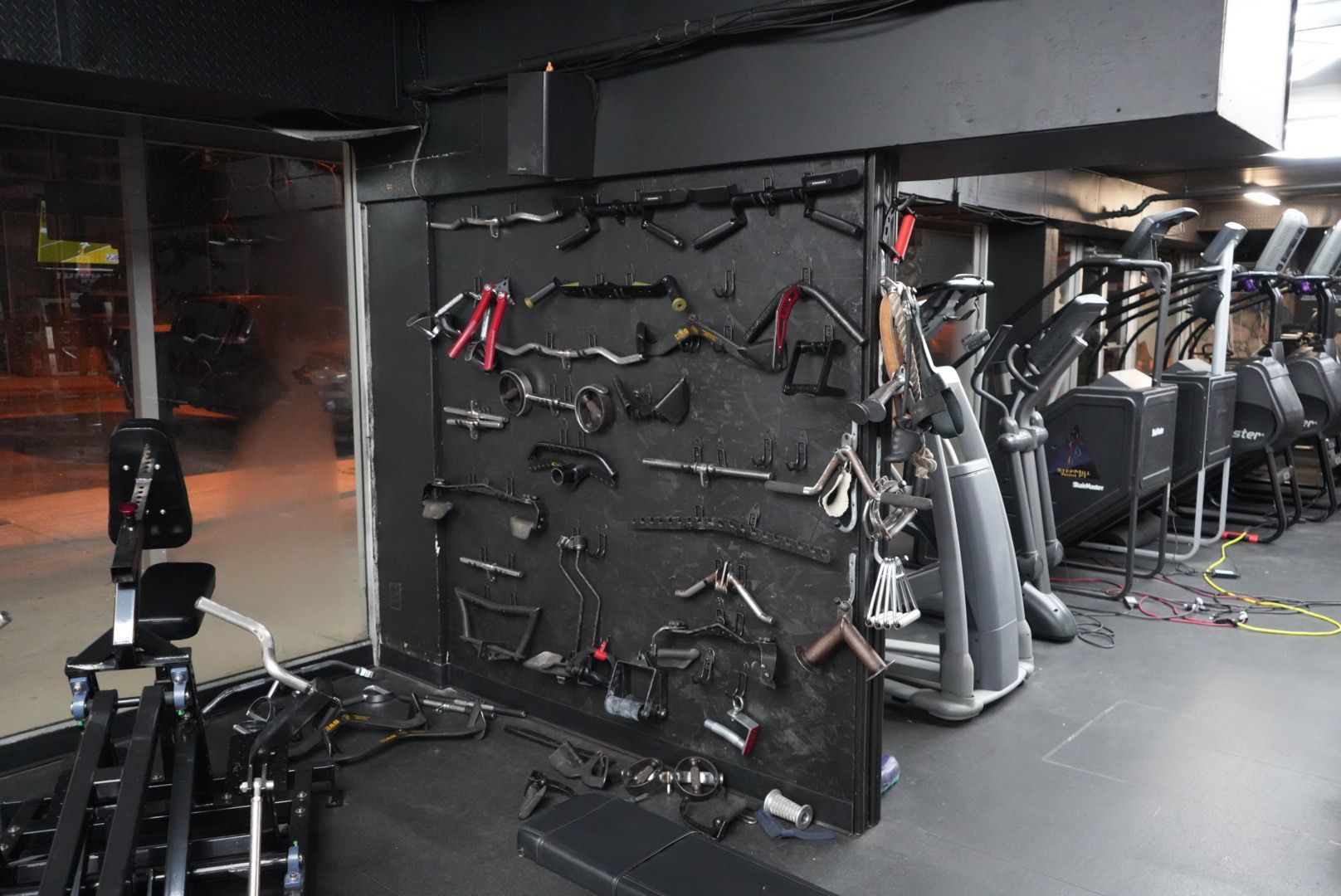 Arm workout machines at Prodigy Gym, ideal for biceps curls, triceps extensions, and upper body strength.