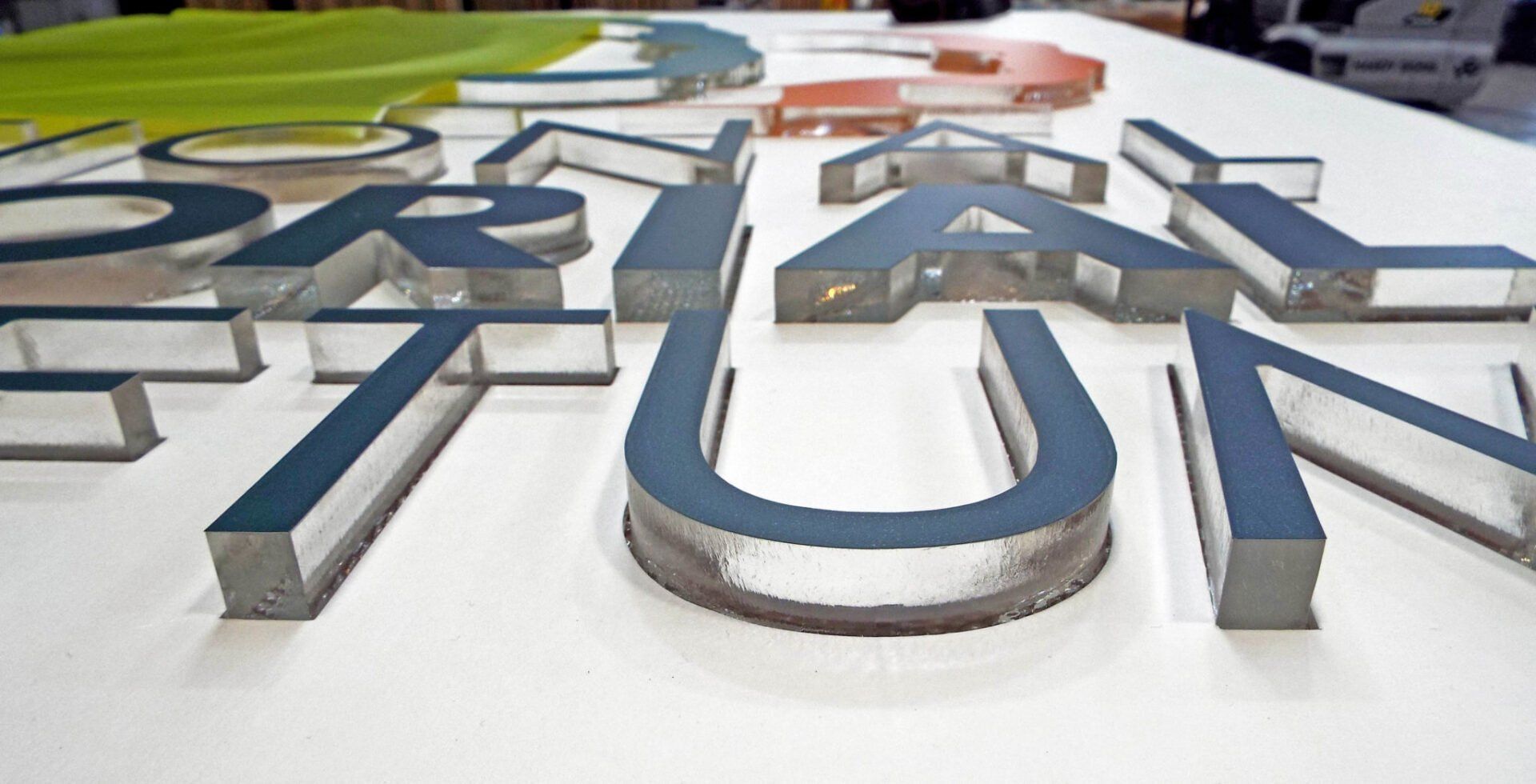 Acrylic 3D Letters & Corflute Signs