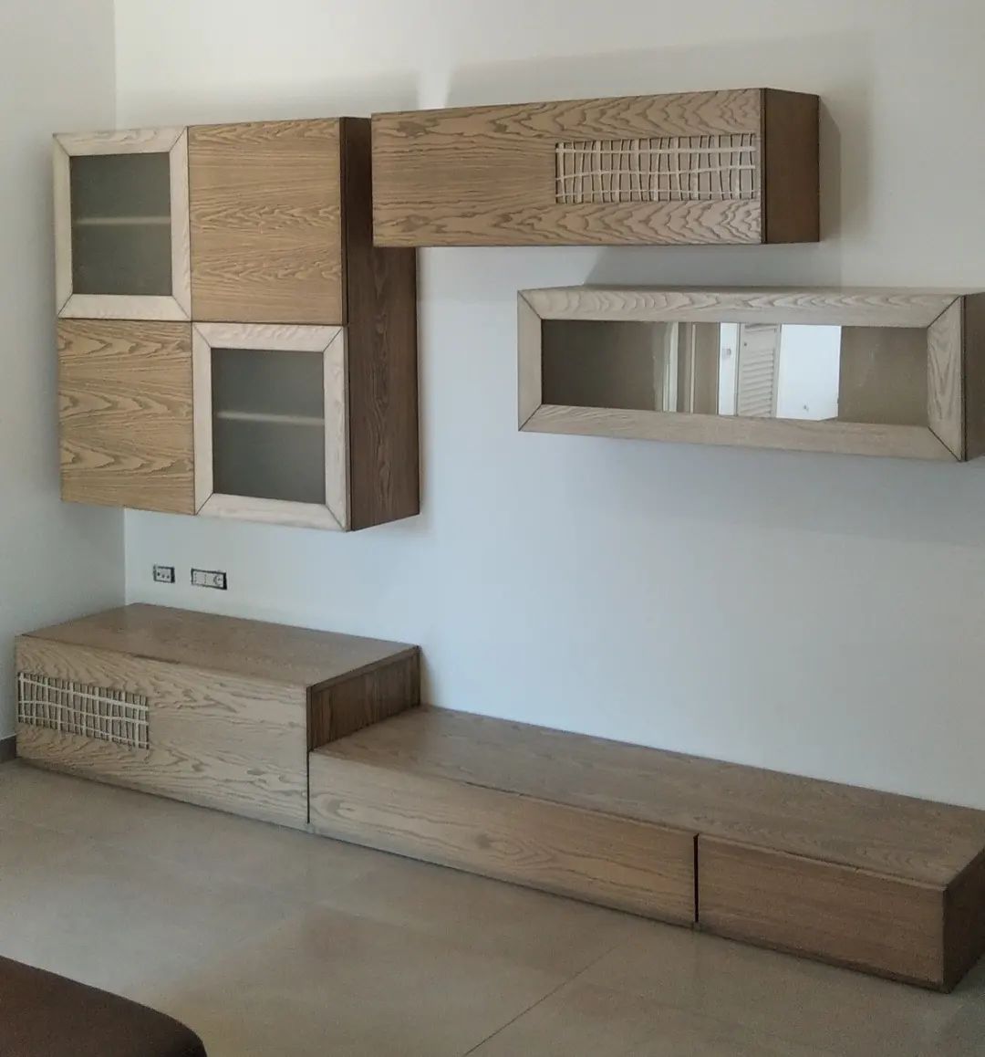 PARETE ATTREZZATA IN FRASSINO IN PROVINCIA DI BRINDISI E LECCE FALEGNAMERIA ROCHIRA