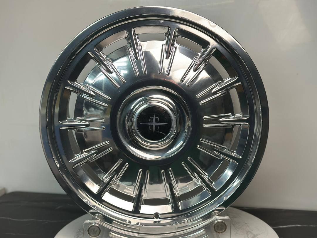 The “Galaxie” Custom Wheels (Set of 4)