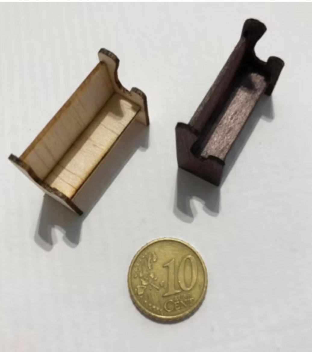 TUDOR/MEDIEVAL SETTLE SEAT 1/48 scale KIT