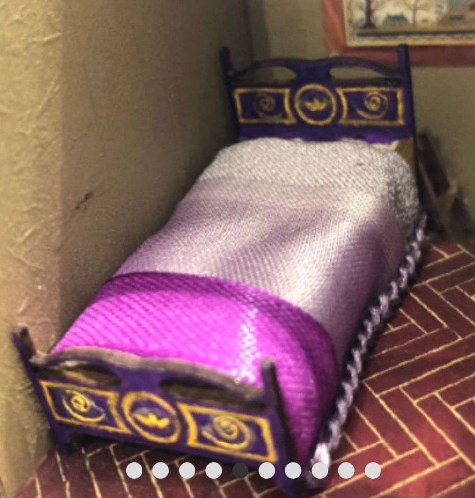 FRENCH STYLE BED . 1/48  scale KIT