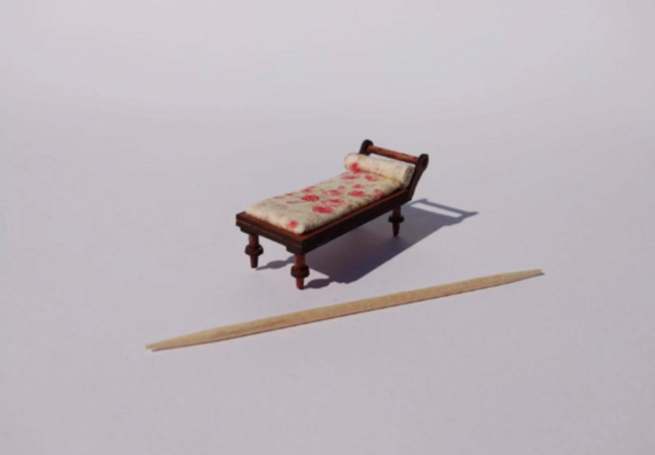 FRENCH CHAISE  WITH SPIKED LEGS  1/48 scale KIT
