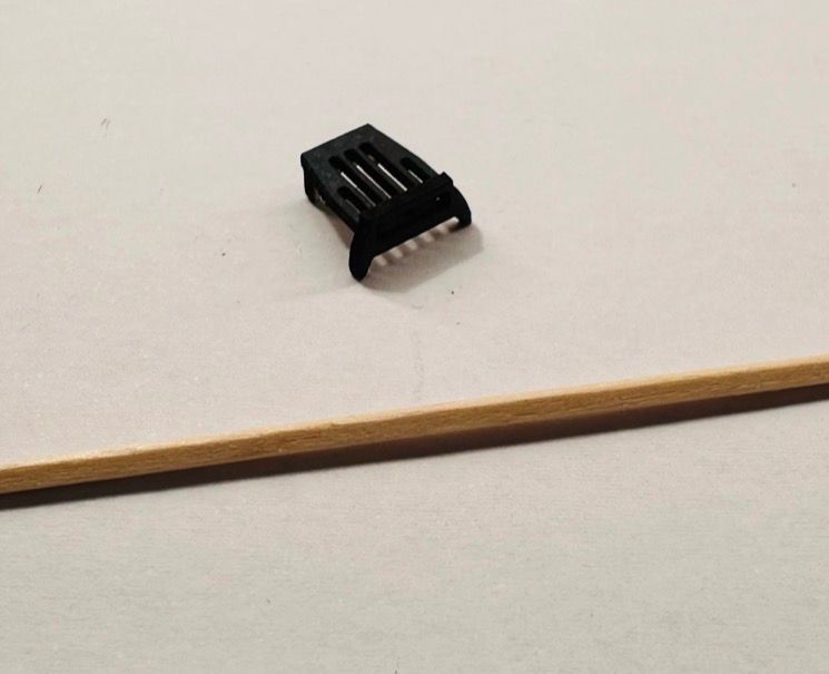 FIREGRATE WITH LOGS 1/48 scale