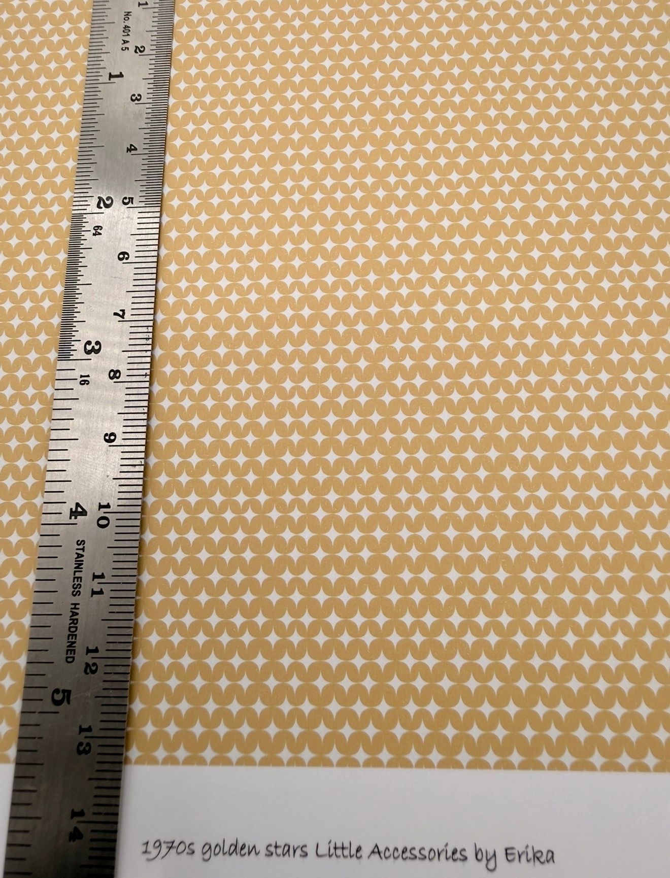 WALLPAPER 1970S GOLD STARS 1/48 SCALE