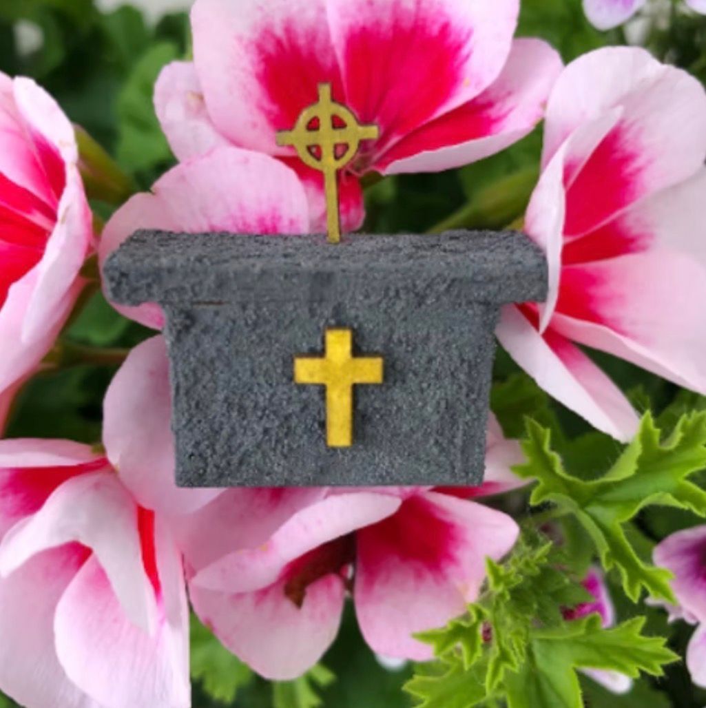 MEDIEVAL ALTAR 1/48 scale KIT