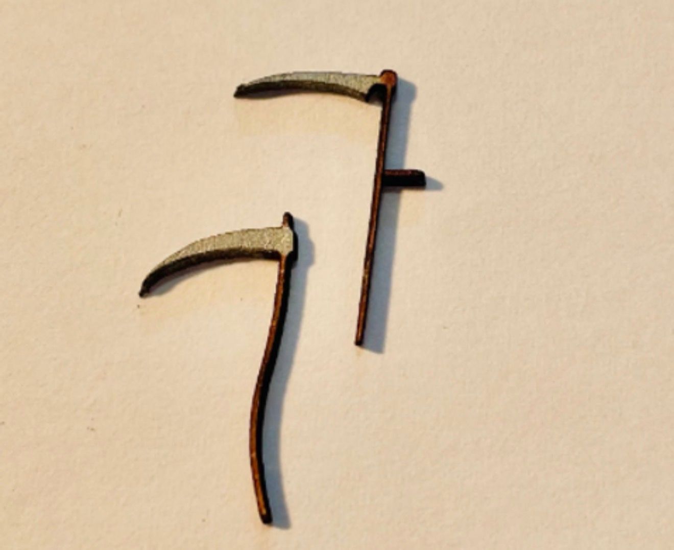 scyths 2 in pack 1/48 scale