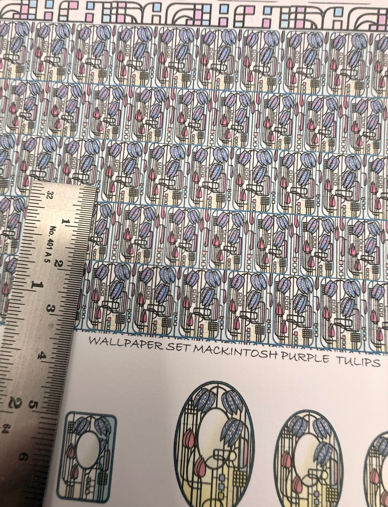 Wallpaper / fabric Mackintosh purple tulips 1/48 scale
