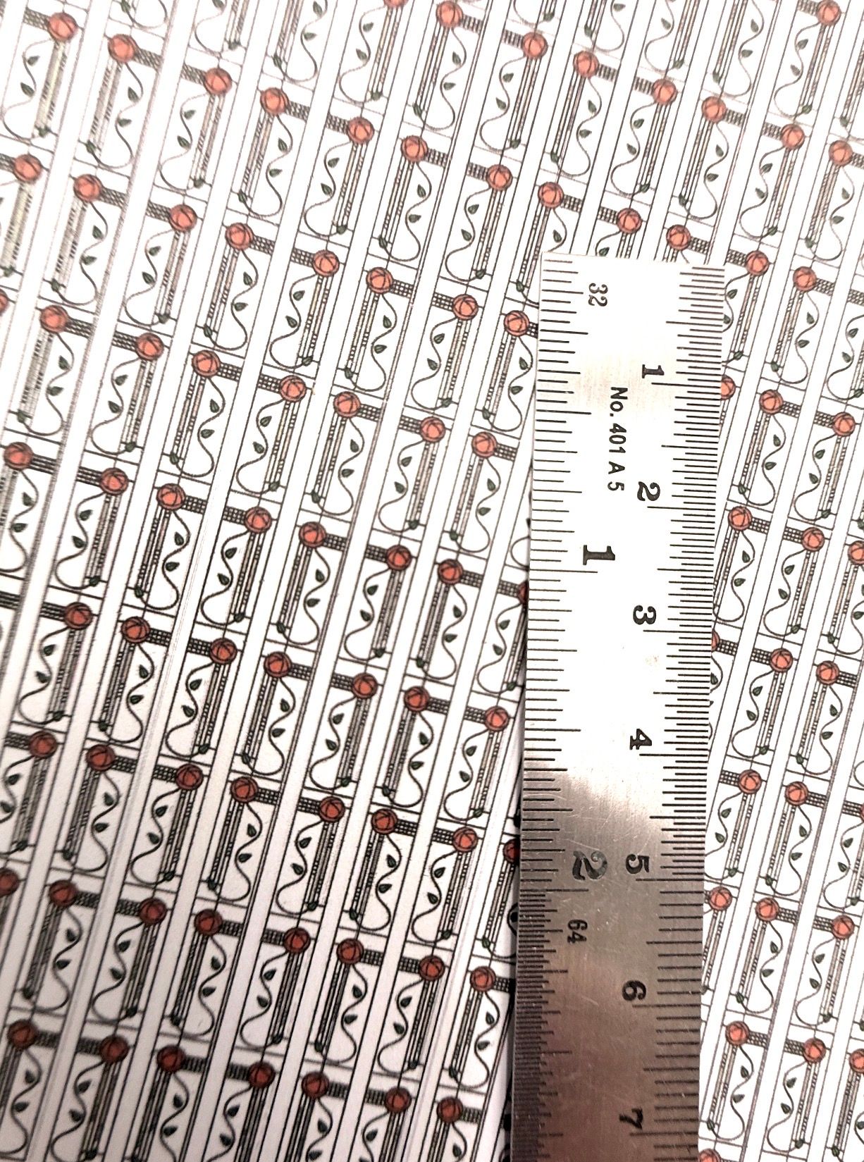 Wallpaper / fabric Mackintosh red roses & stem 1. 1/48 scal e