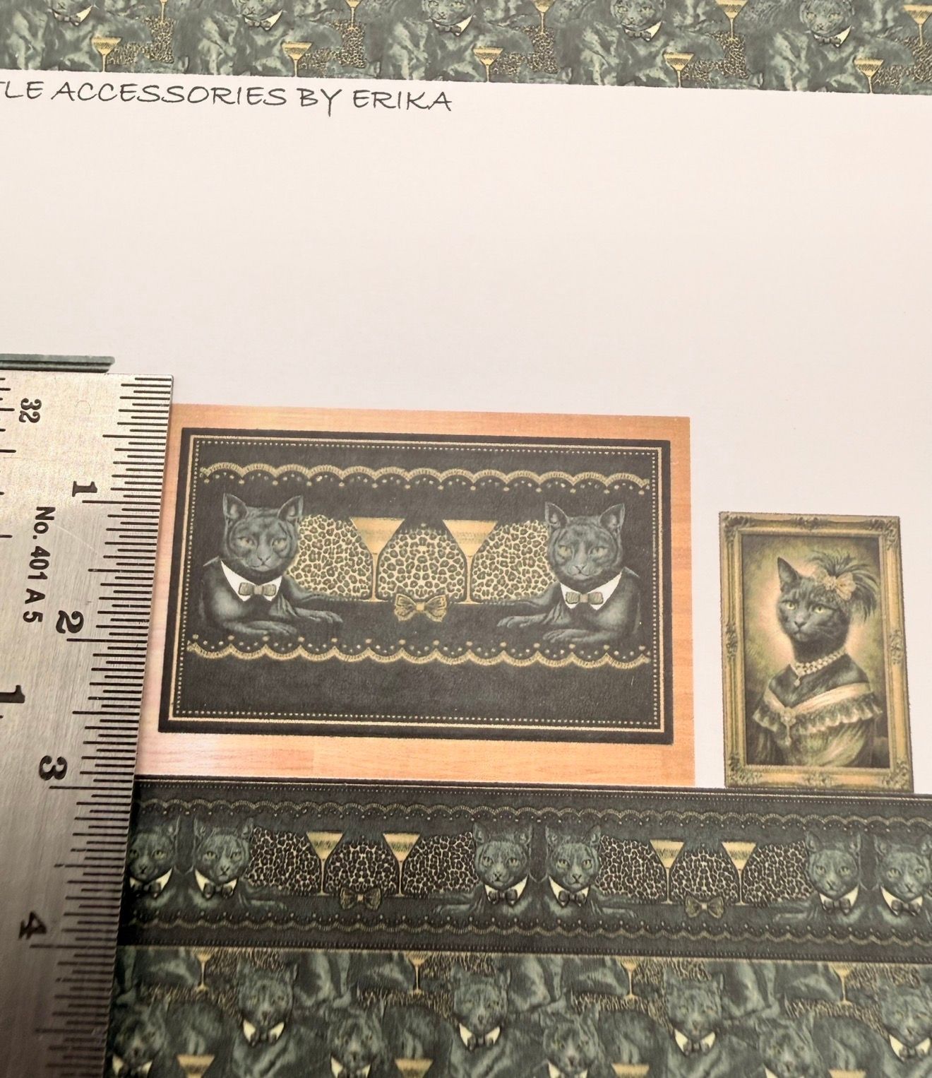 Wallpaper/fabric CATS set waiters 1/48 scale