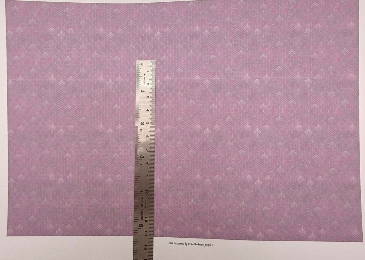 Wallpaper/fabric. Arabesque purple 1. 1/48 sacle