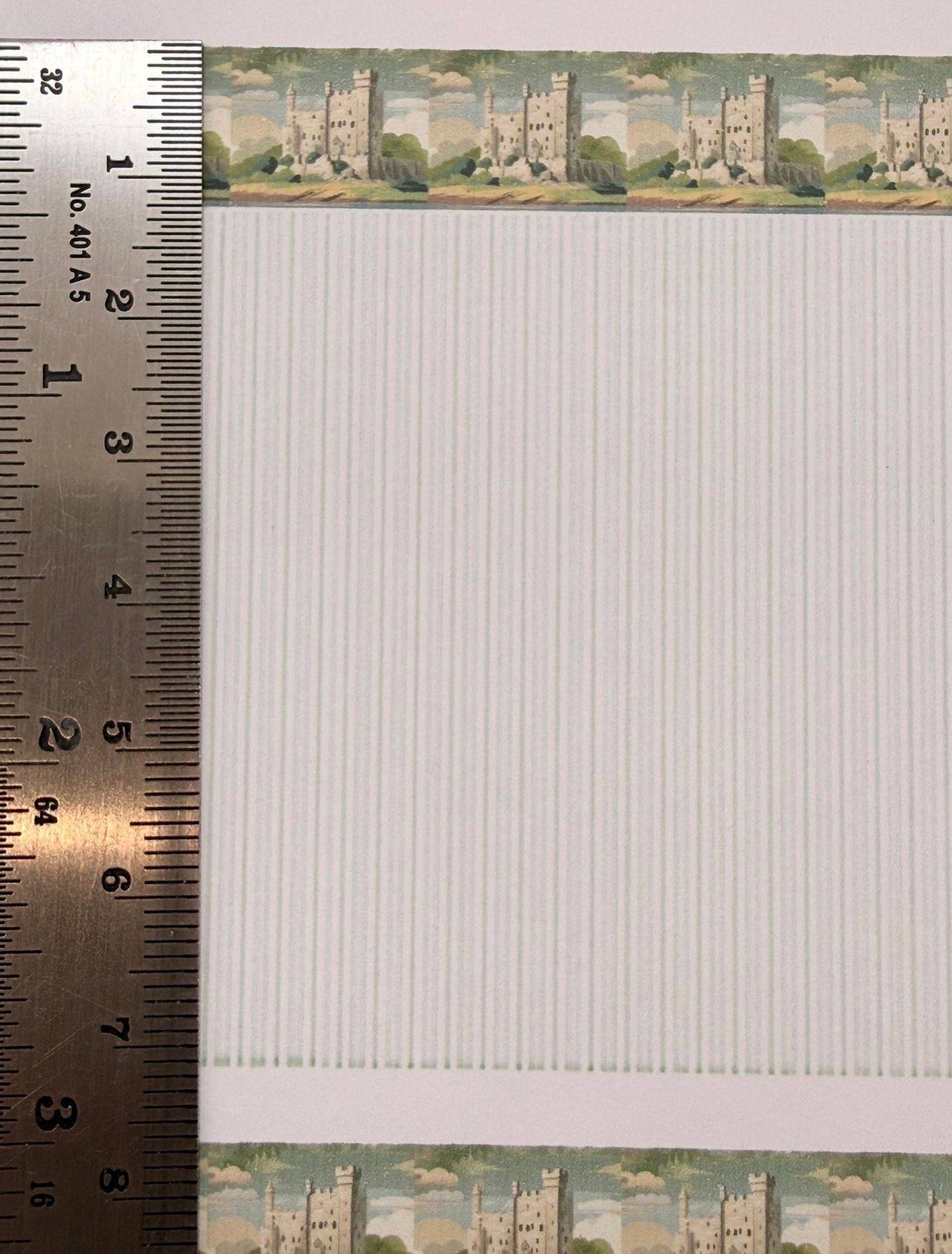 Wallpaper/fabric. Castles 1 border. 1/48 scale