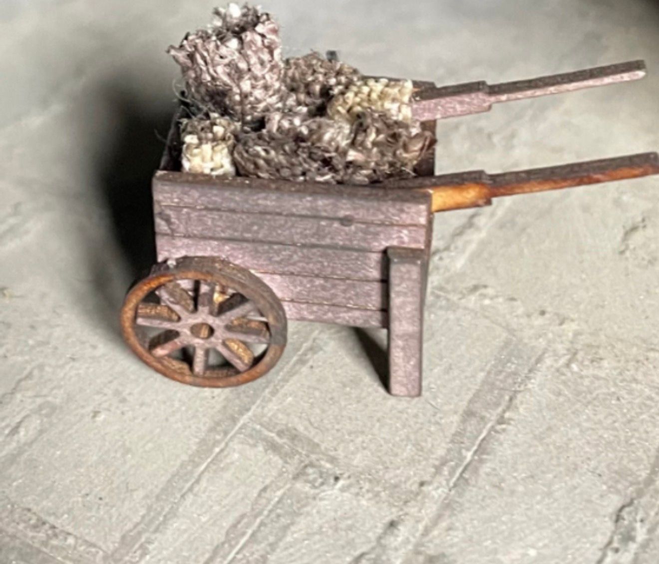 Market hand cart 1/48 scale.