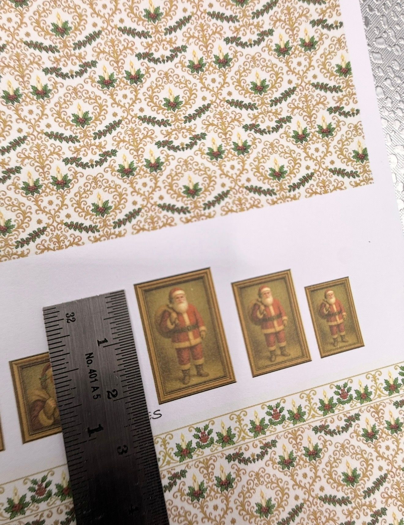 Wallpaper/fabric SET christmas Holly & candles 1/48 scale