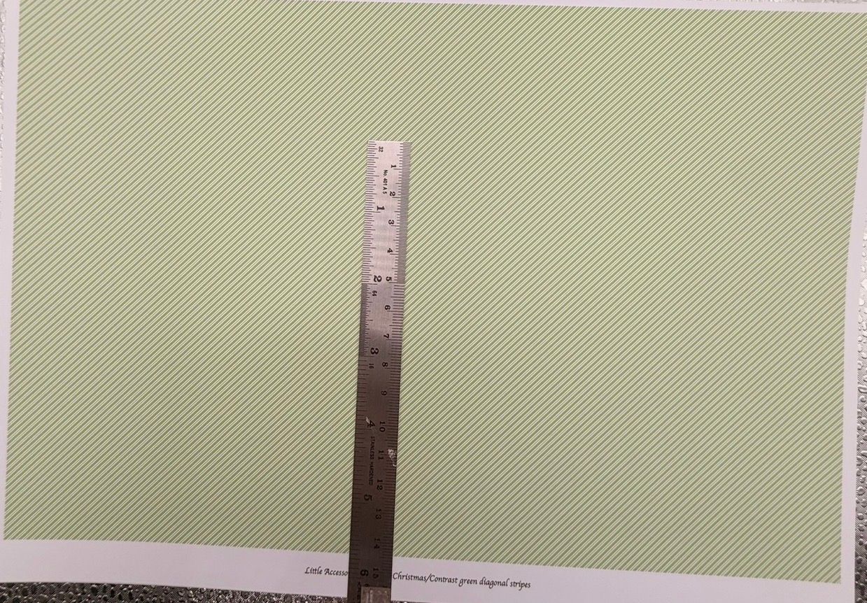 Wallpaper/fabric. Christmas/contrast green diagonal stripes. 1/48 scale