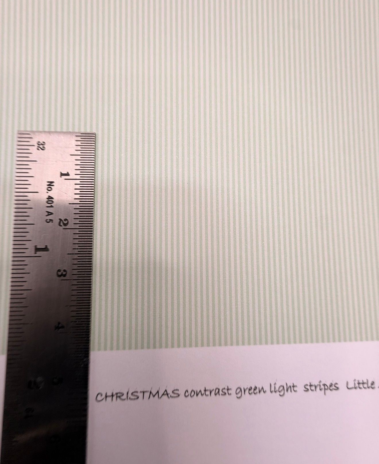 Wallpaper/fabric . Christmas contrast green light stripes