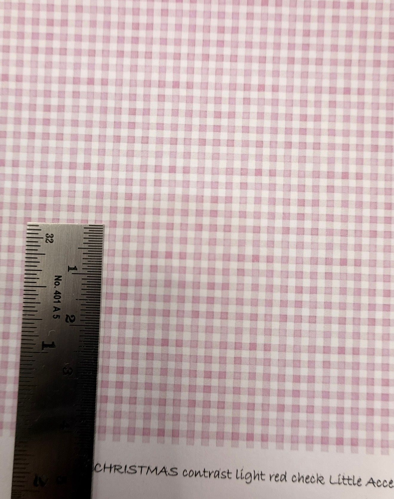 Wallpaper/fabric. Christmas contrast light red check. 1/48 scale