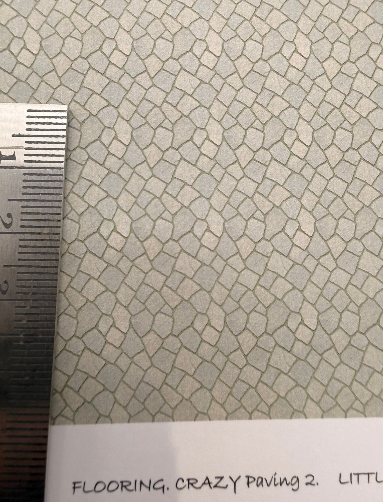 Wallpaper/fabric crazy paving 2 - 1/48 scale