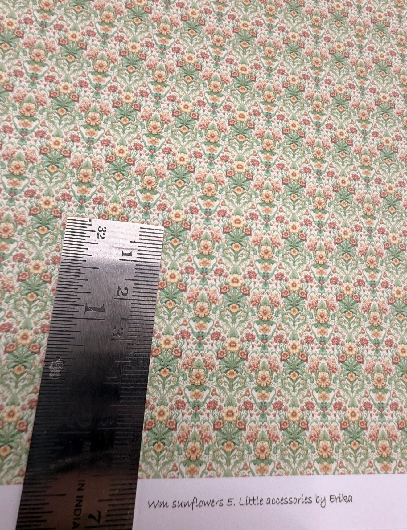 Wallpaper/fabric. WM sunflowers 5 - 1/48 scale