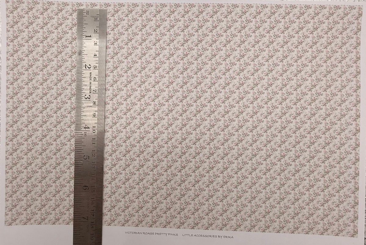 Wallpaper/fabric.Victorian roses pretty pink 1/48 scale