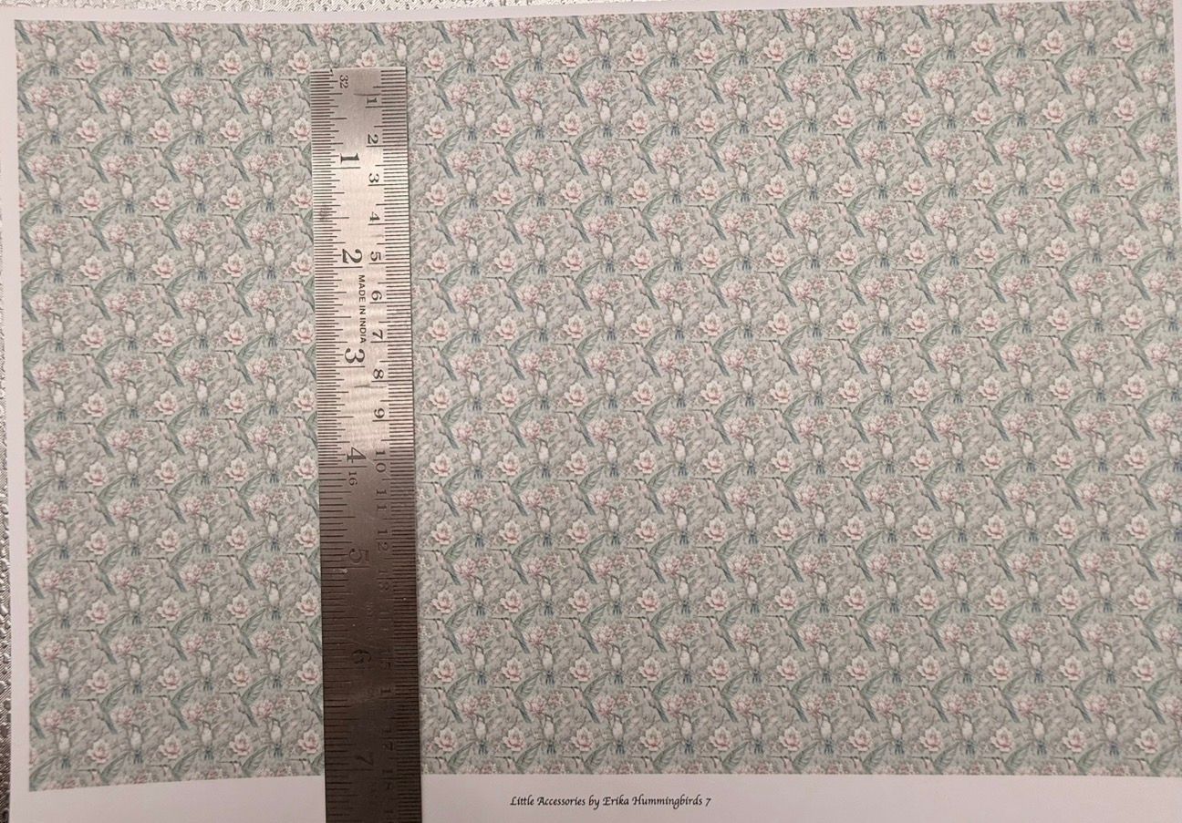 Wallpaper/fabric. Humming birds 7 - 1/48 scale.