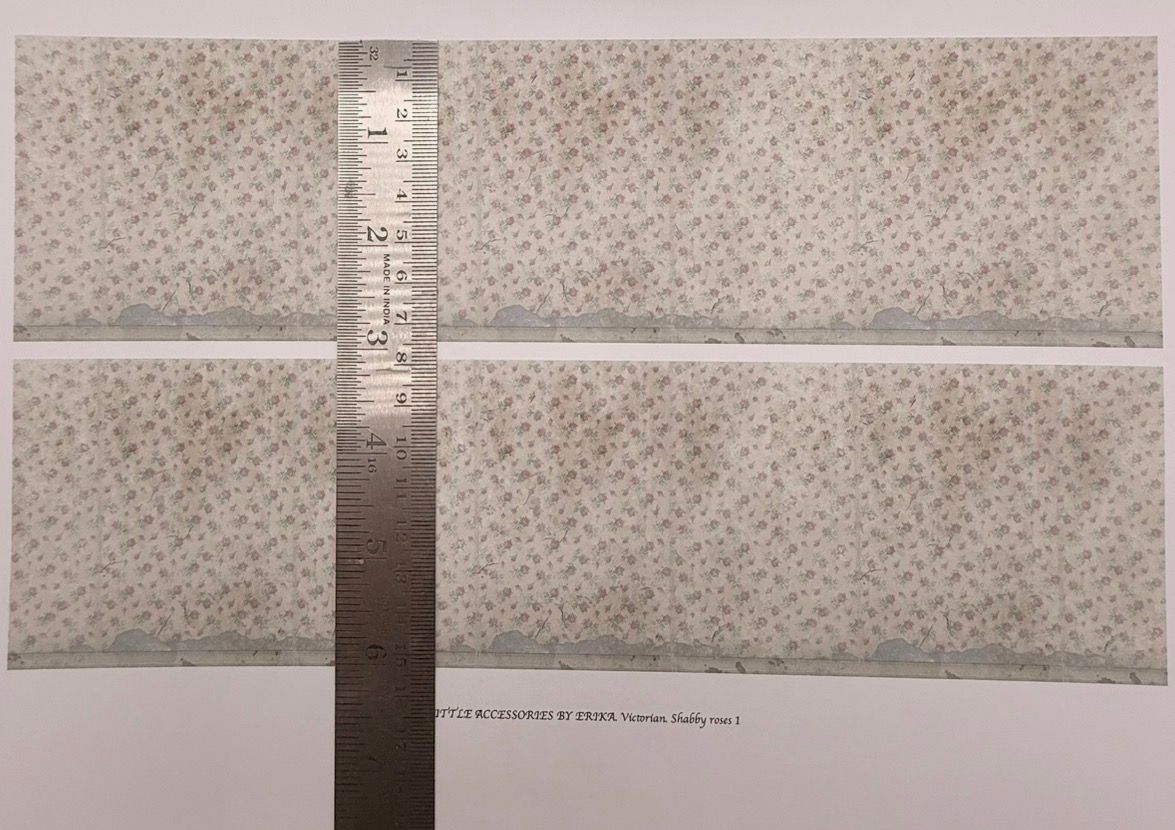 Wallpaper/fabric.Victorian shabby roses 1 - 1/48 scale