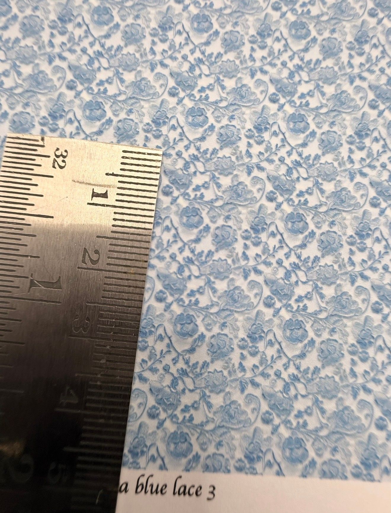 Wallpaper/fabric. Blue lace 3 - 1/48 scale