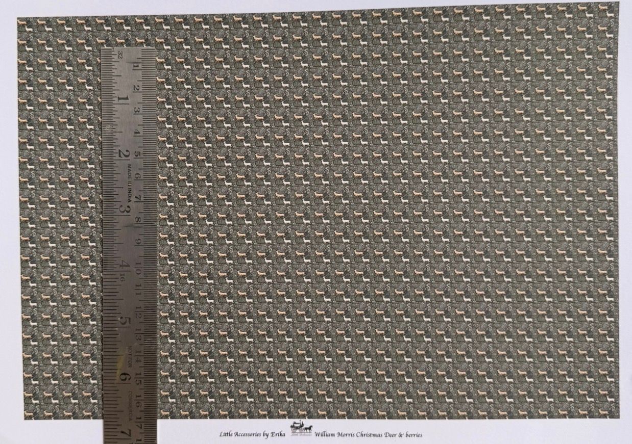 Wallpaper/fabric/carpet. WM Christmas deer & berries. 1/48 scale