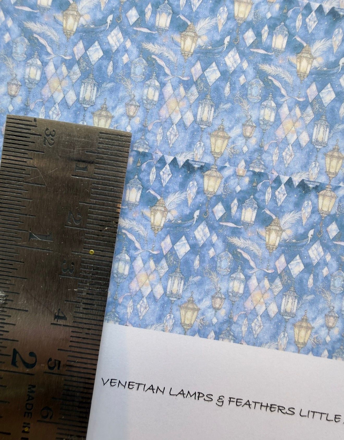 Wallpaper/fabric. Venetian lamps & feathers. 1/48 scale