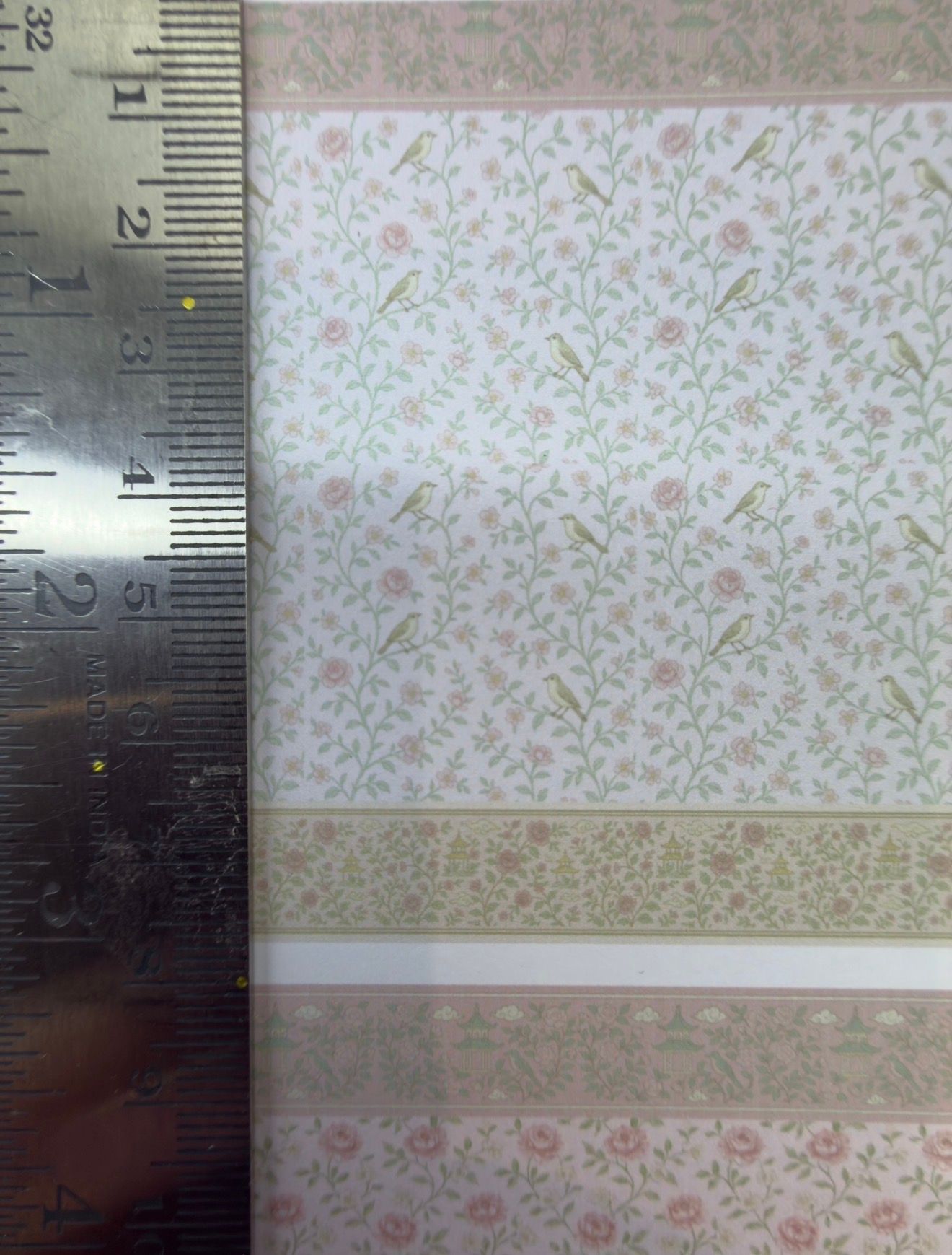 Wallpaper/fabric/carpet. SET Victorian floral/birds 1