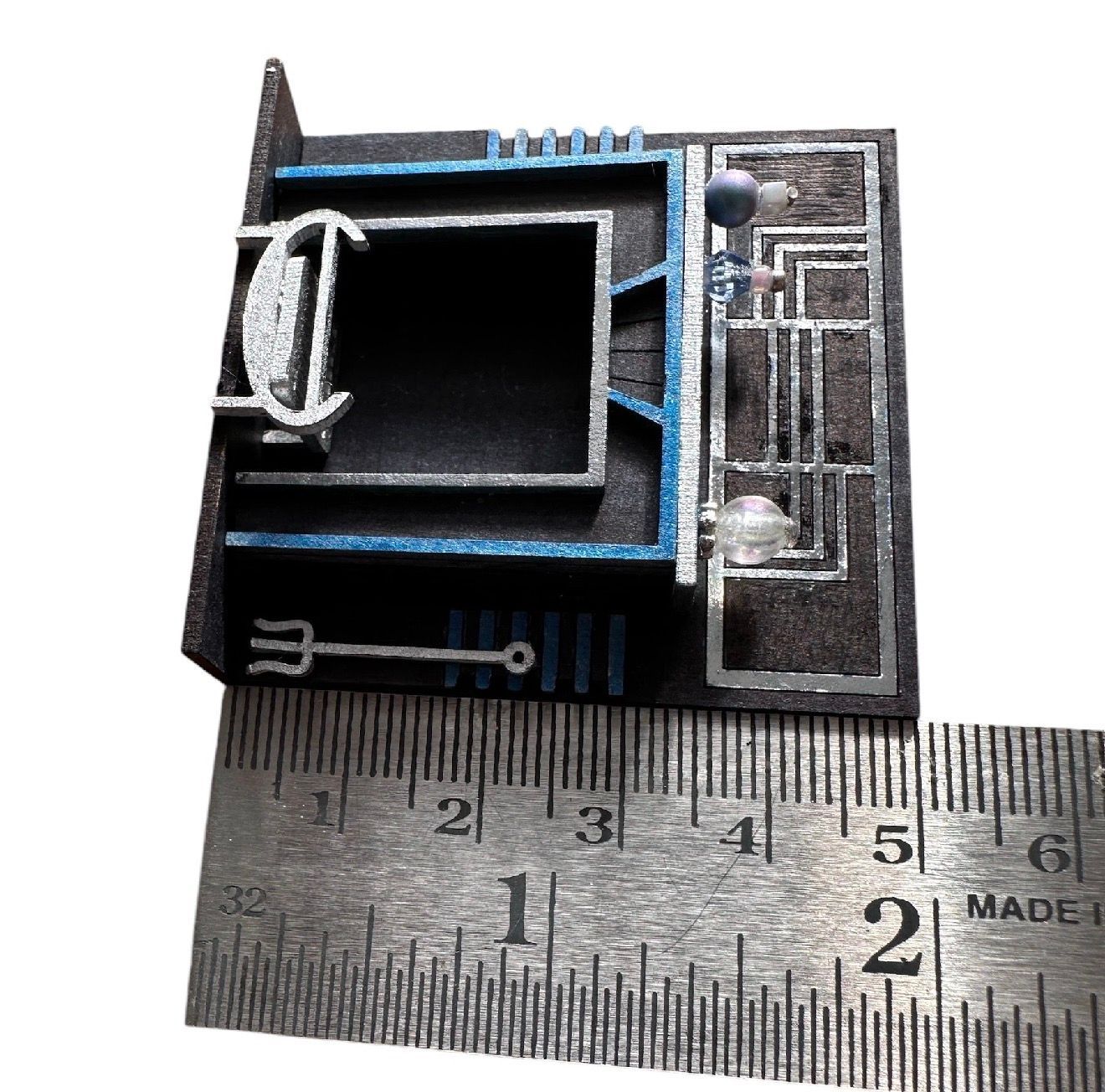 ART DECO FAN geometric fireplace 1/48 scale