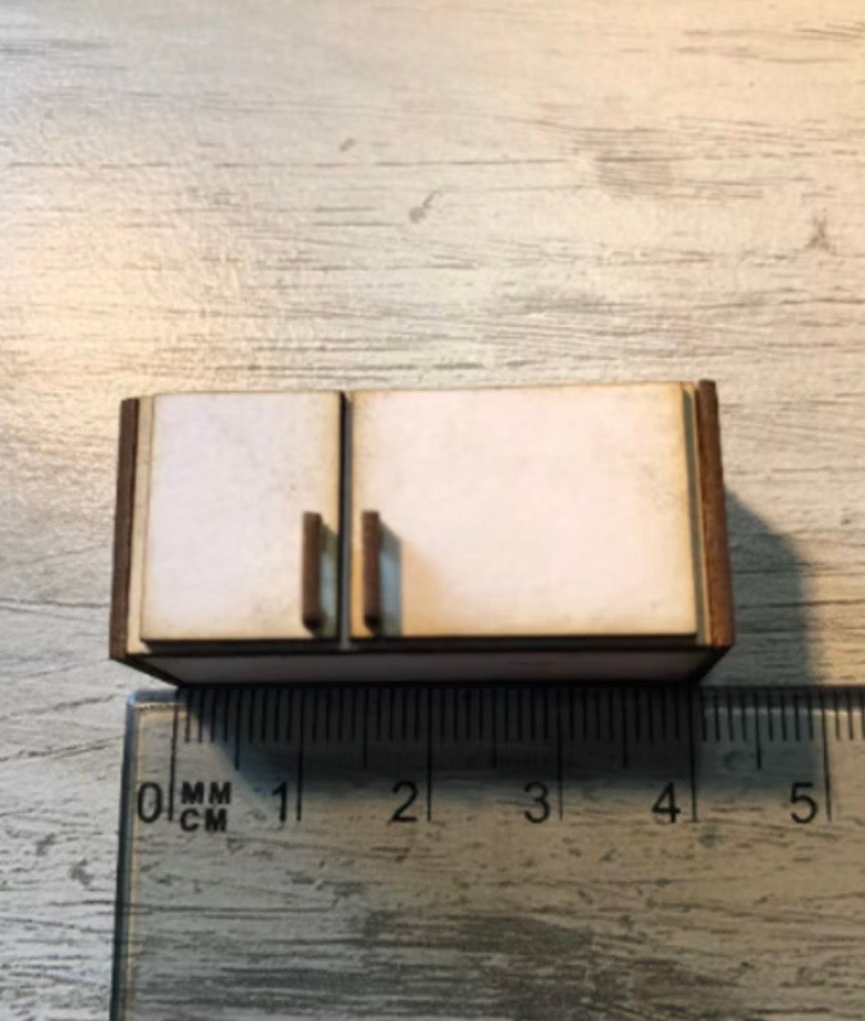 KITCHEN FRIDGE FREEZER. 1/48 scale KIT