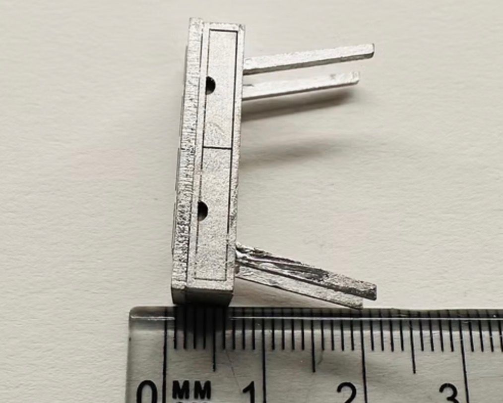 MACKINTOSH DRESSING TABLE 1/48 scale KIT