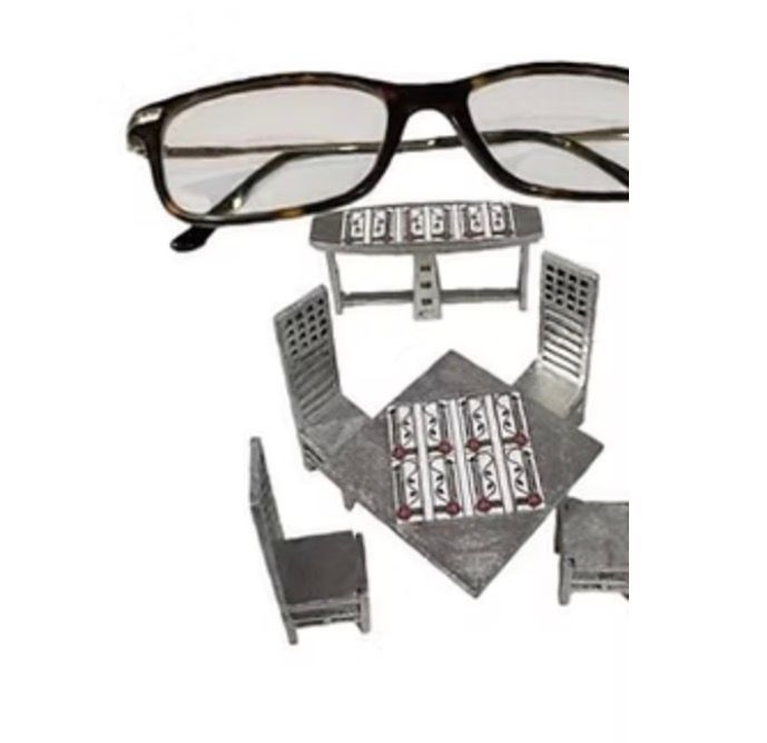 MACKINTOSH TABLE & 4 CHAIRS 1/48 scale KIT