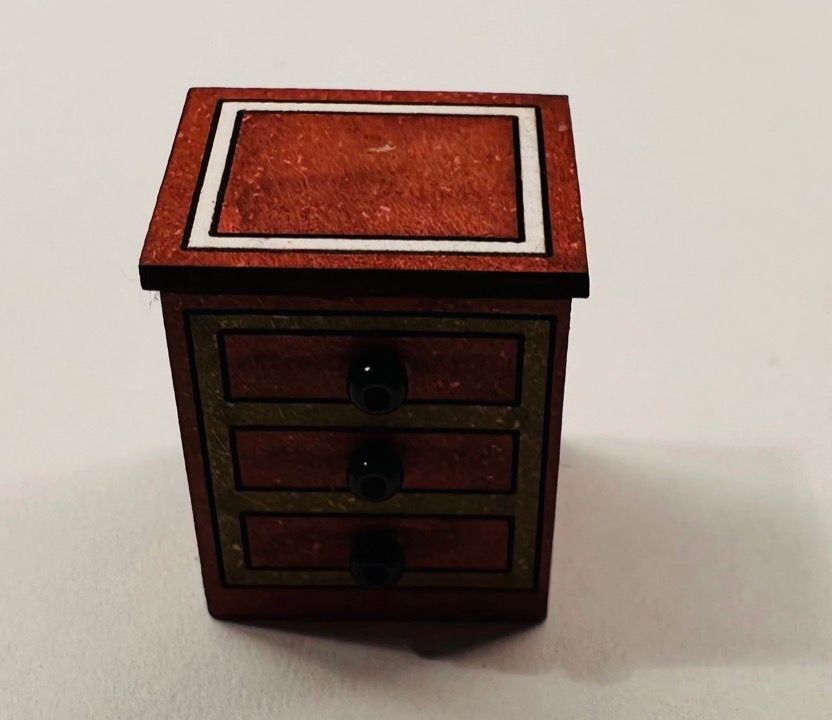 FINNISH CHEST of DRAWERS 1/48 scale KIT