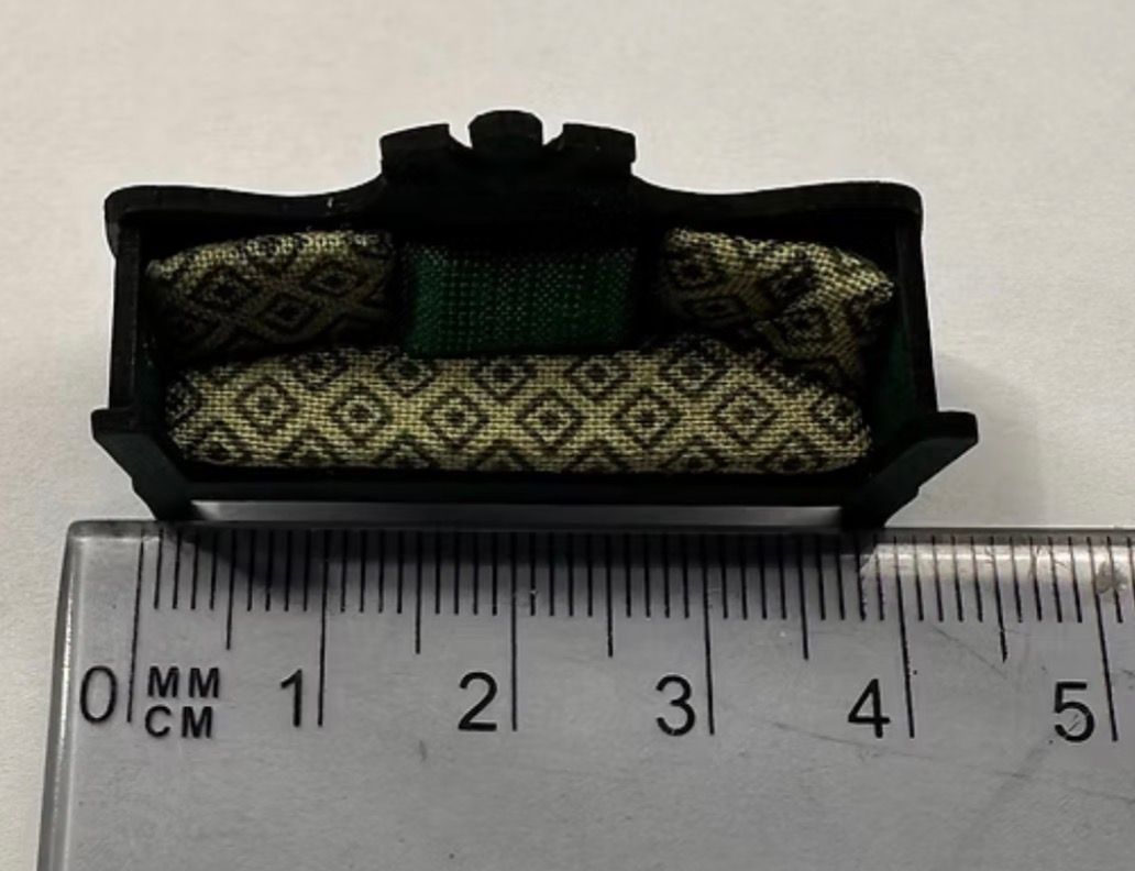 FINNISH SOFA 1/48 scale kits