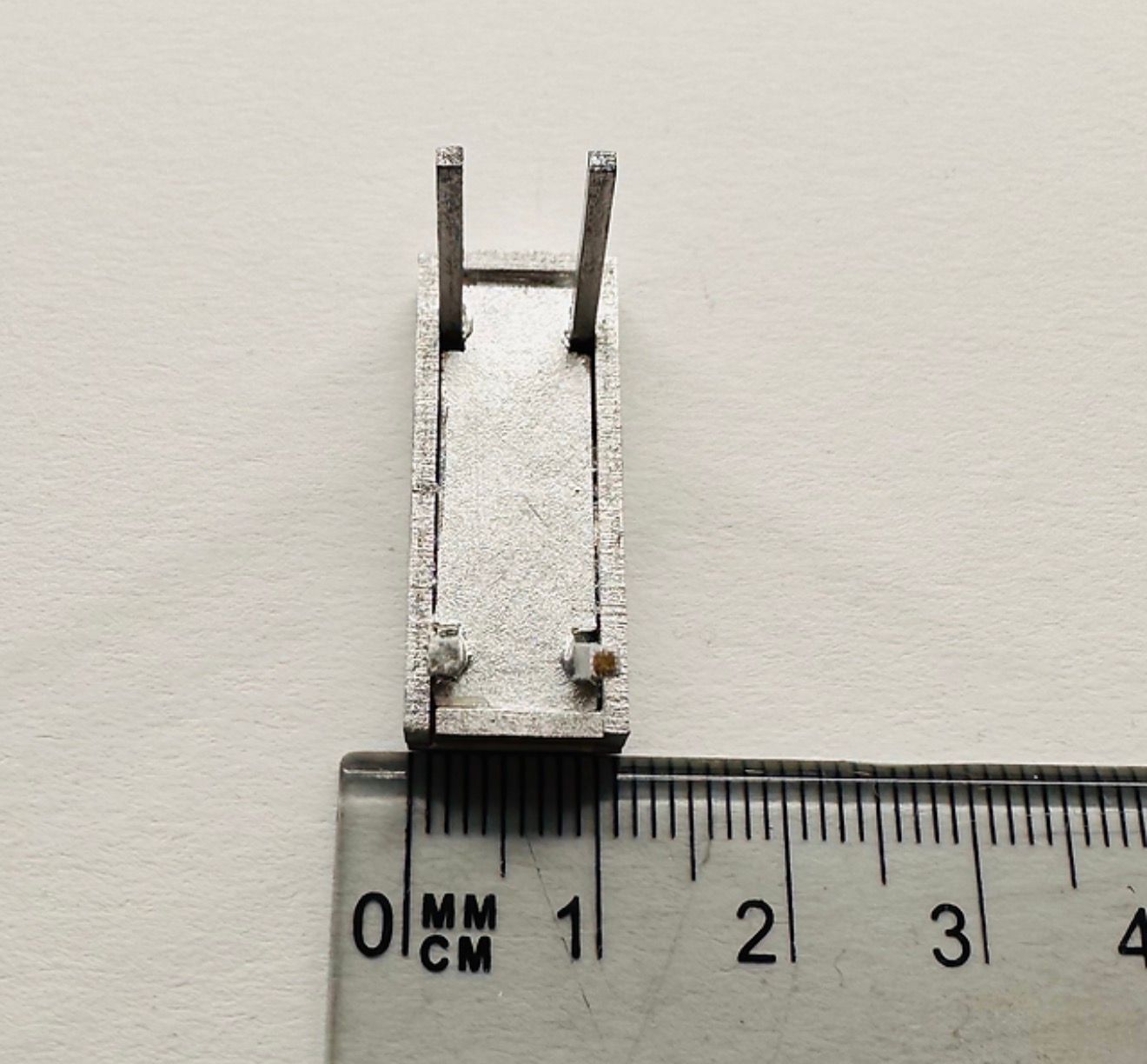 MACKINTOSH SIDE TABLES/BEDSIDE CAB. 1/48 scale KIT