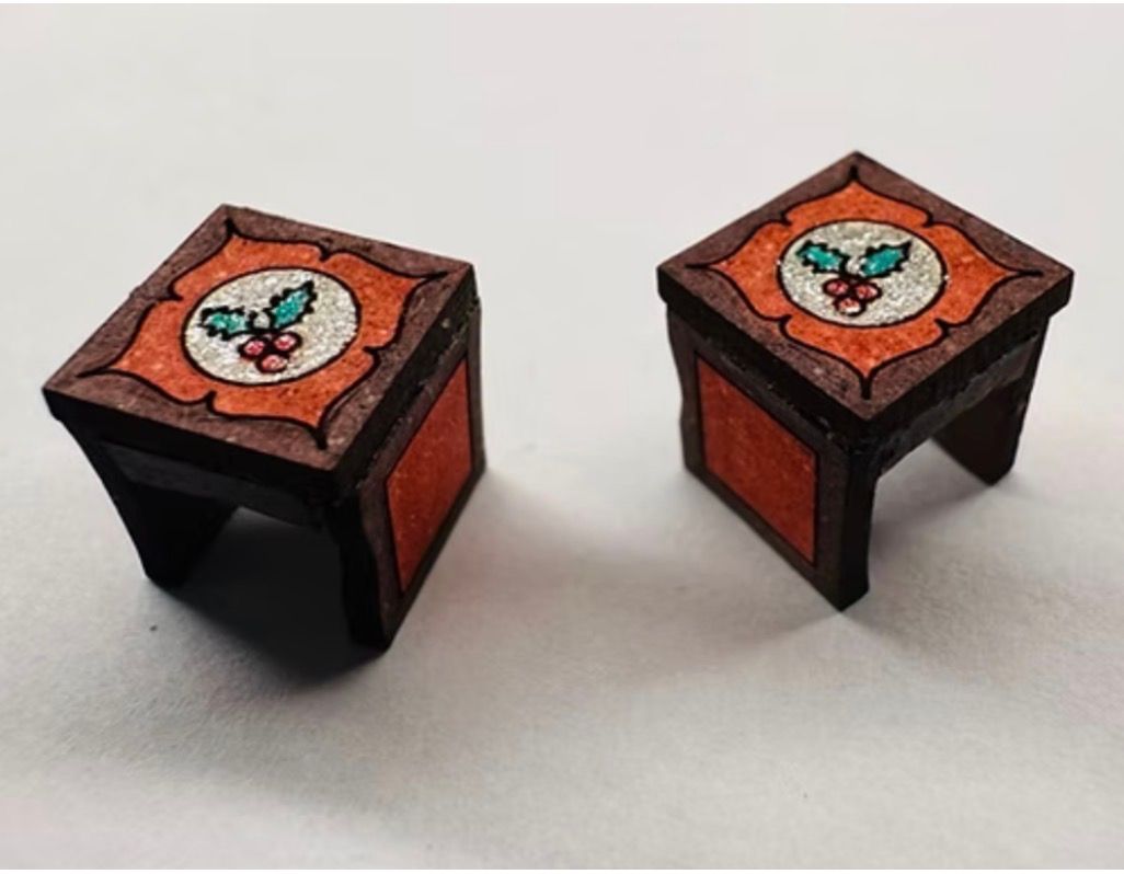 HOLLY side tables  1/48 scale KIT