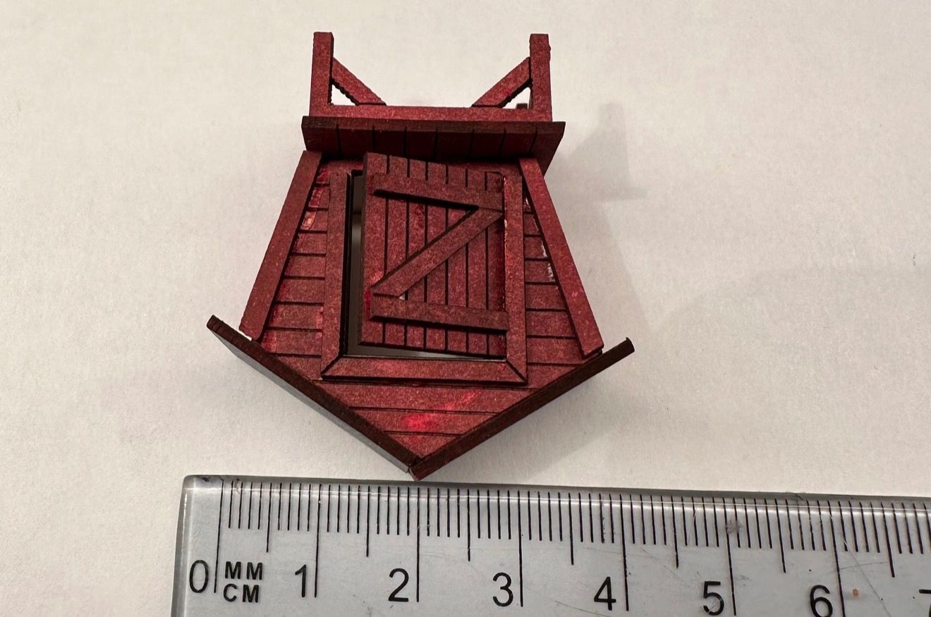 FINNISH MILK CHURN HUT. 1/48 KIT