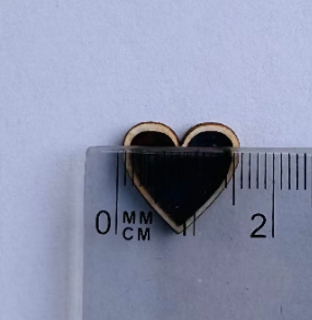 WONKY WONDERLAND HEART SHAPED MIRROR 1/48 scale KIT