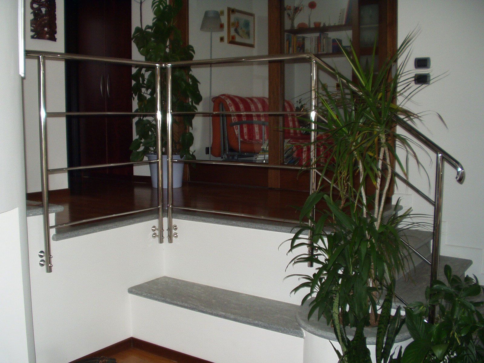 ringhiera in acciaio lucido