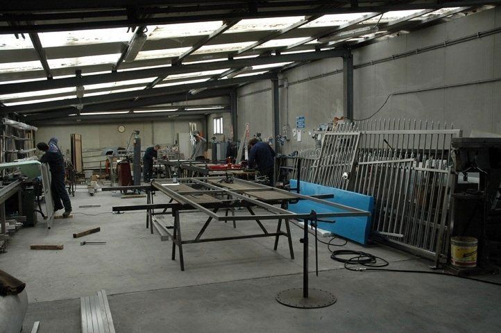 postazione per lavorazione del ferro in carpenteria