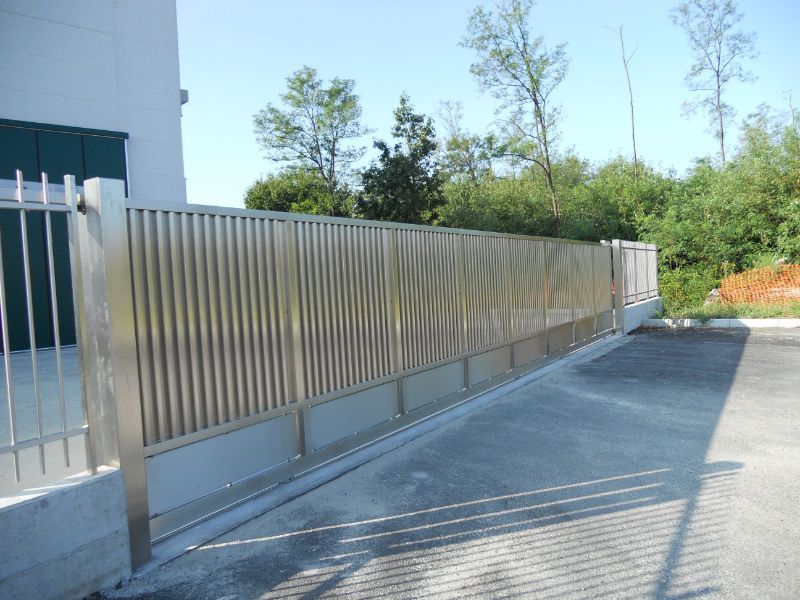 recinzione in acciaio inox