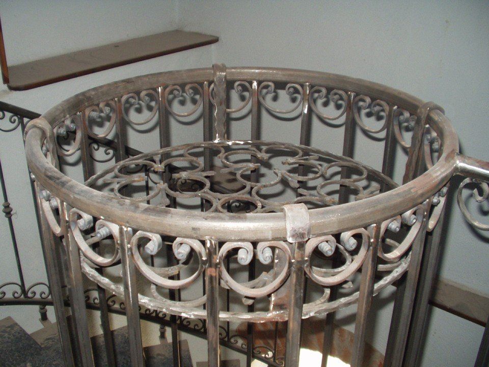 dettaglio balaustra in ferro battuto