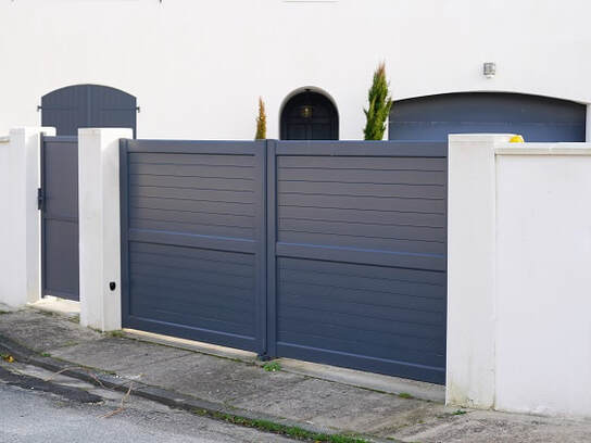 New colorbond gate and fences completed in Ballarat Sebastopol VIC