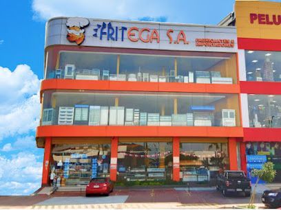 A building with a chef 's hat on the top of it