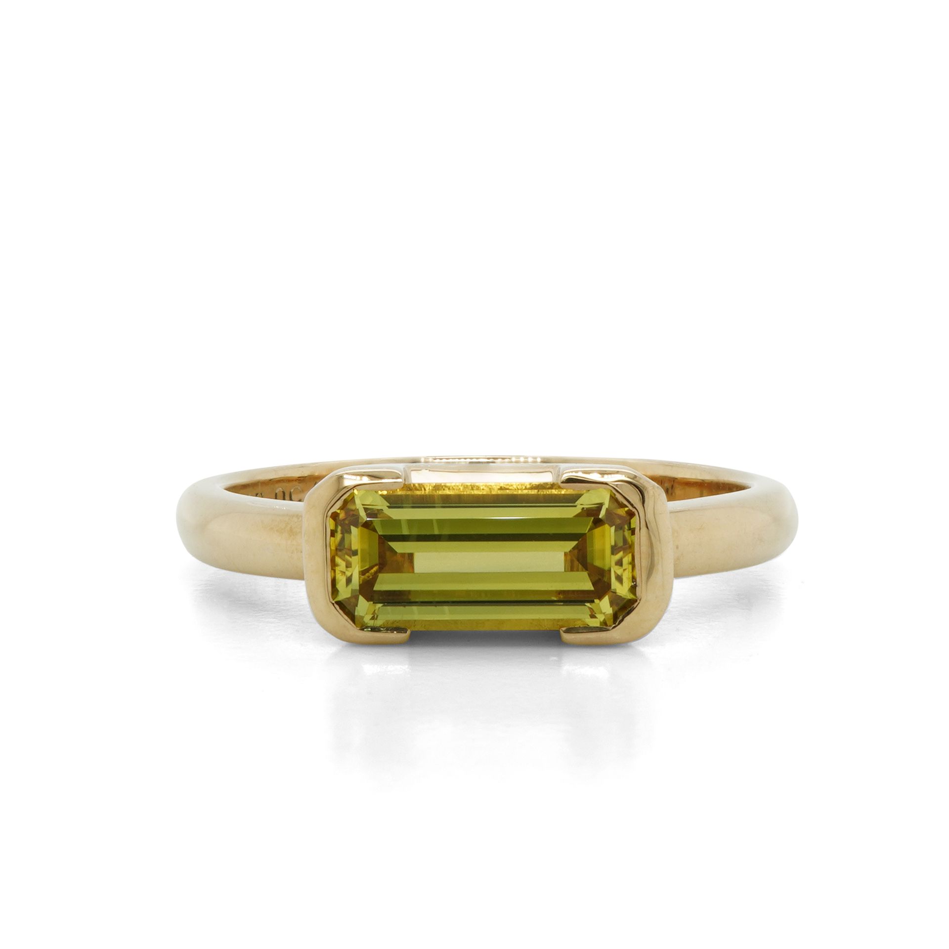 18y Australian Yellow Sapphire Ring — Burleigh, QLD — Deer Honey Jewellery